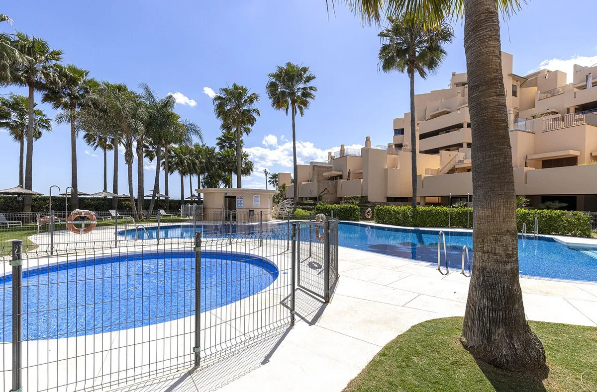 e6cdca53-f0fd-4148-8e10-e515ce0124b2