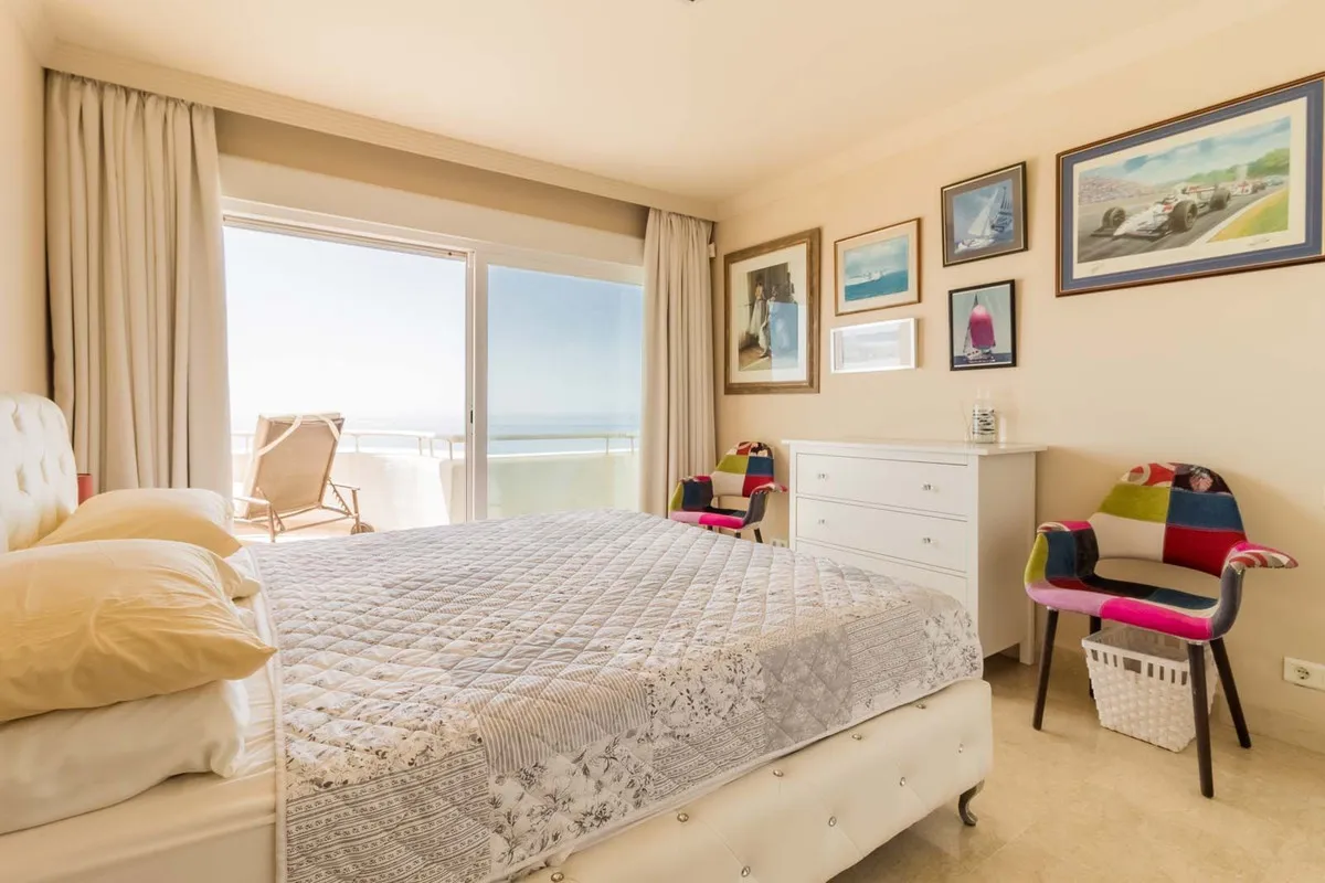 20041a24-e827-4a1d-b429-4db2190a24ac