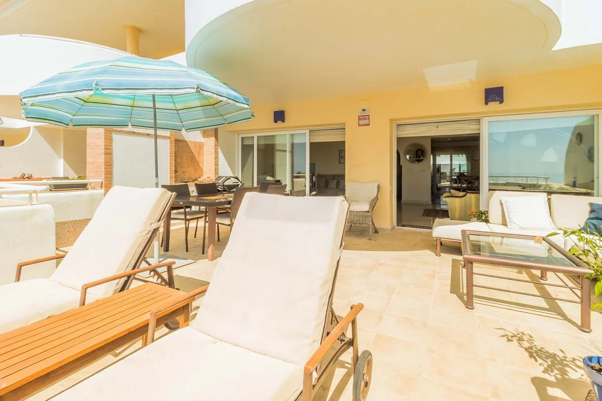 3800136e-c5ac-42a2-ab77-9c2703ed1587