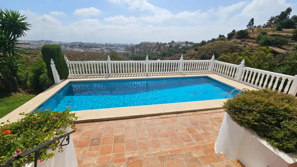 a03eace6-585d-4b73-b192-7a495739b25c