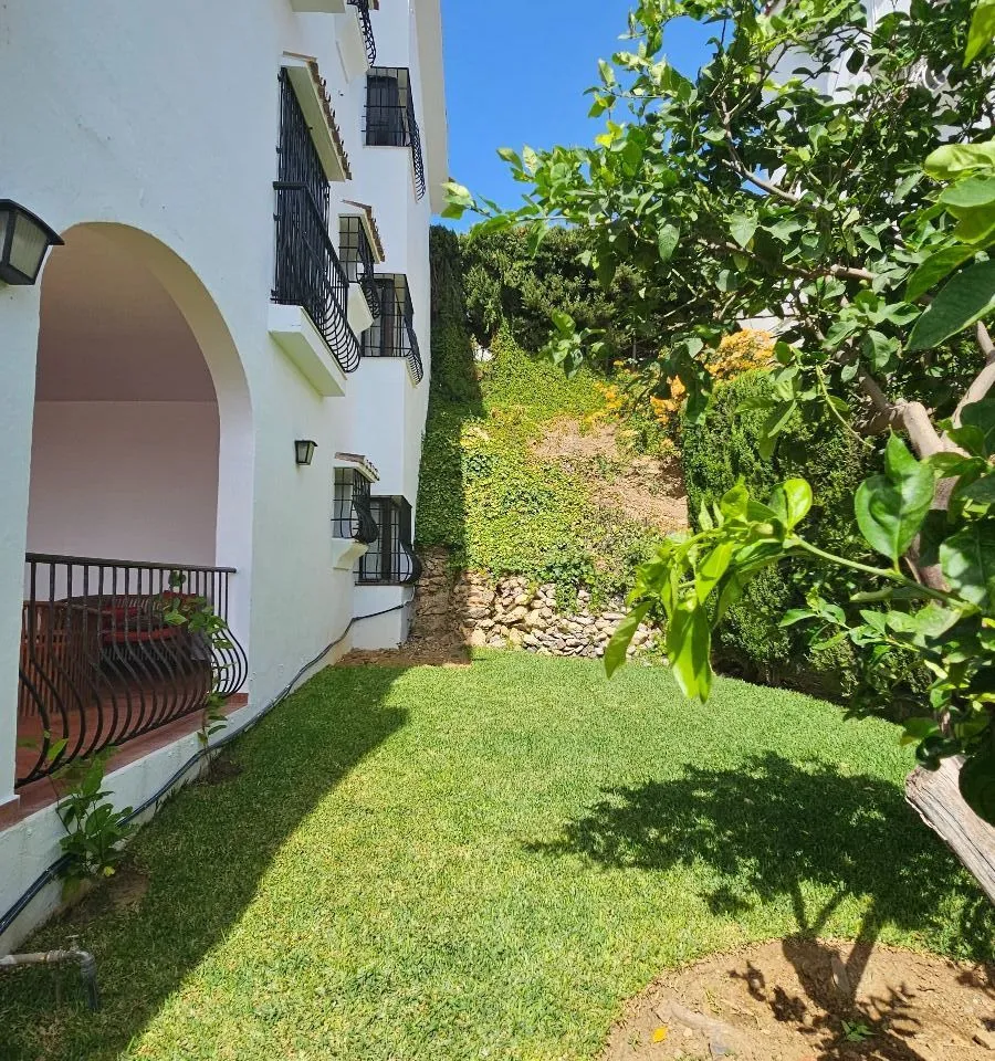 a7bbcc0d-1ccf-464f-8dee-24b976e80e70