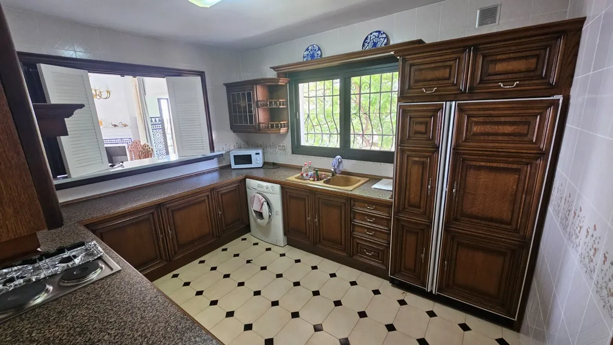 a9308e63-2e4a-4045-b111-2aa6f61c27ed