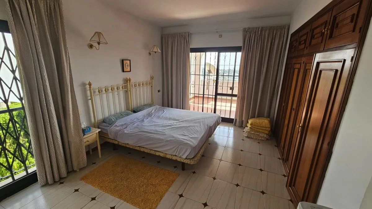 ff1ffb8b-6c59-4b46-b8ce-ab1771f891b7