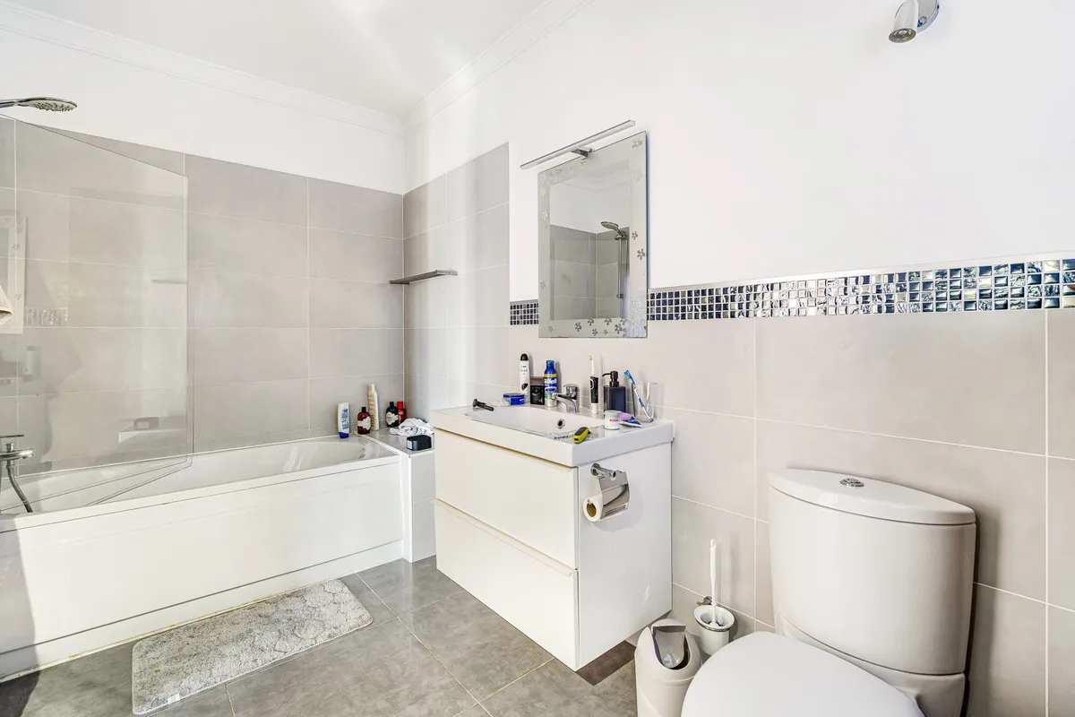 3a9fc7f0-544b-4a5e-85f3-5e657839f94a