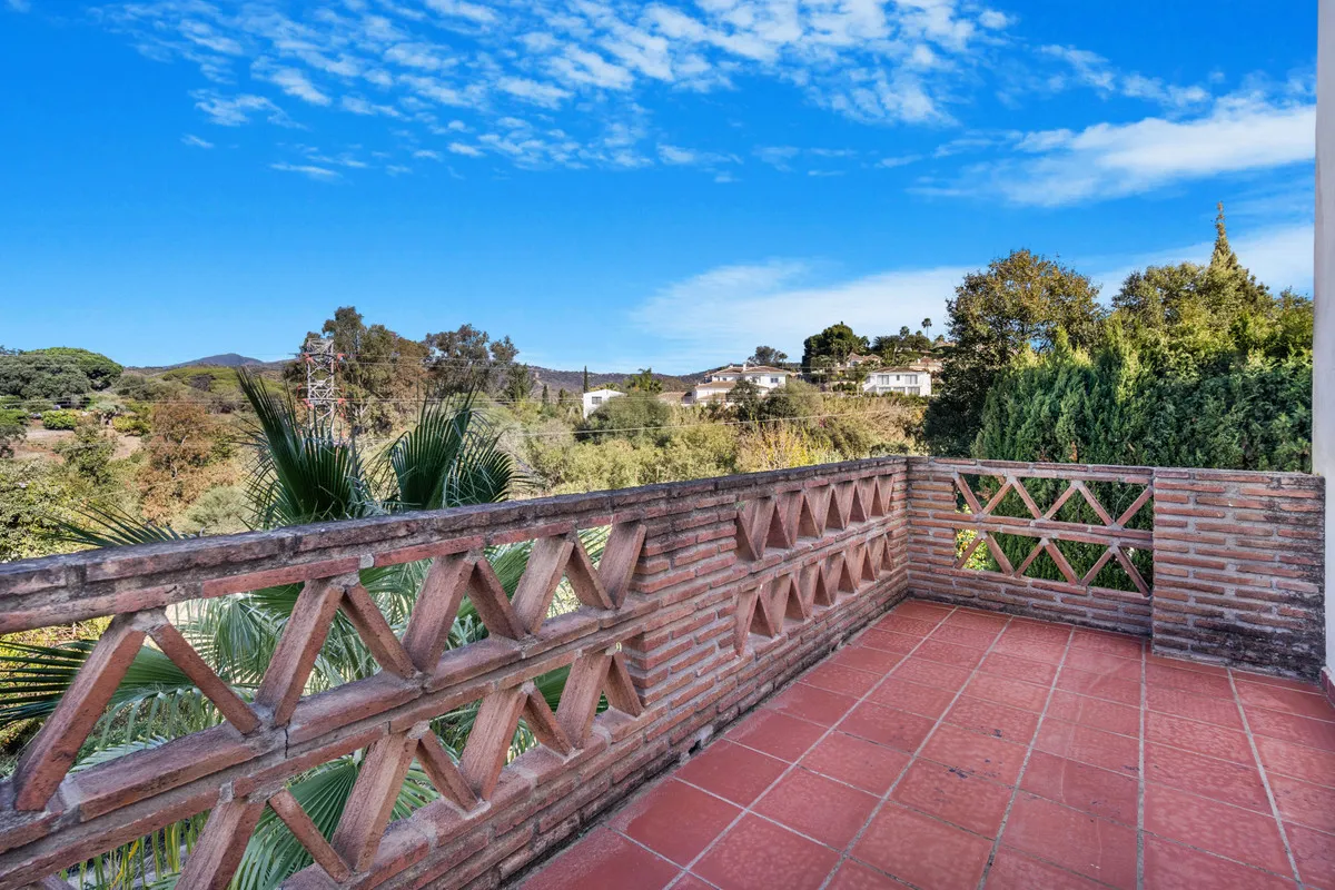 e3f3b6b0-77f6-4552-aeae-2b3cd9e42660