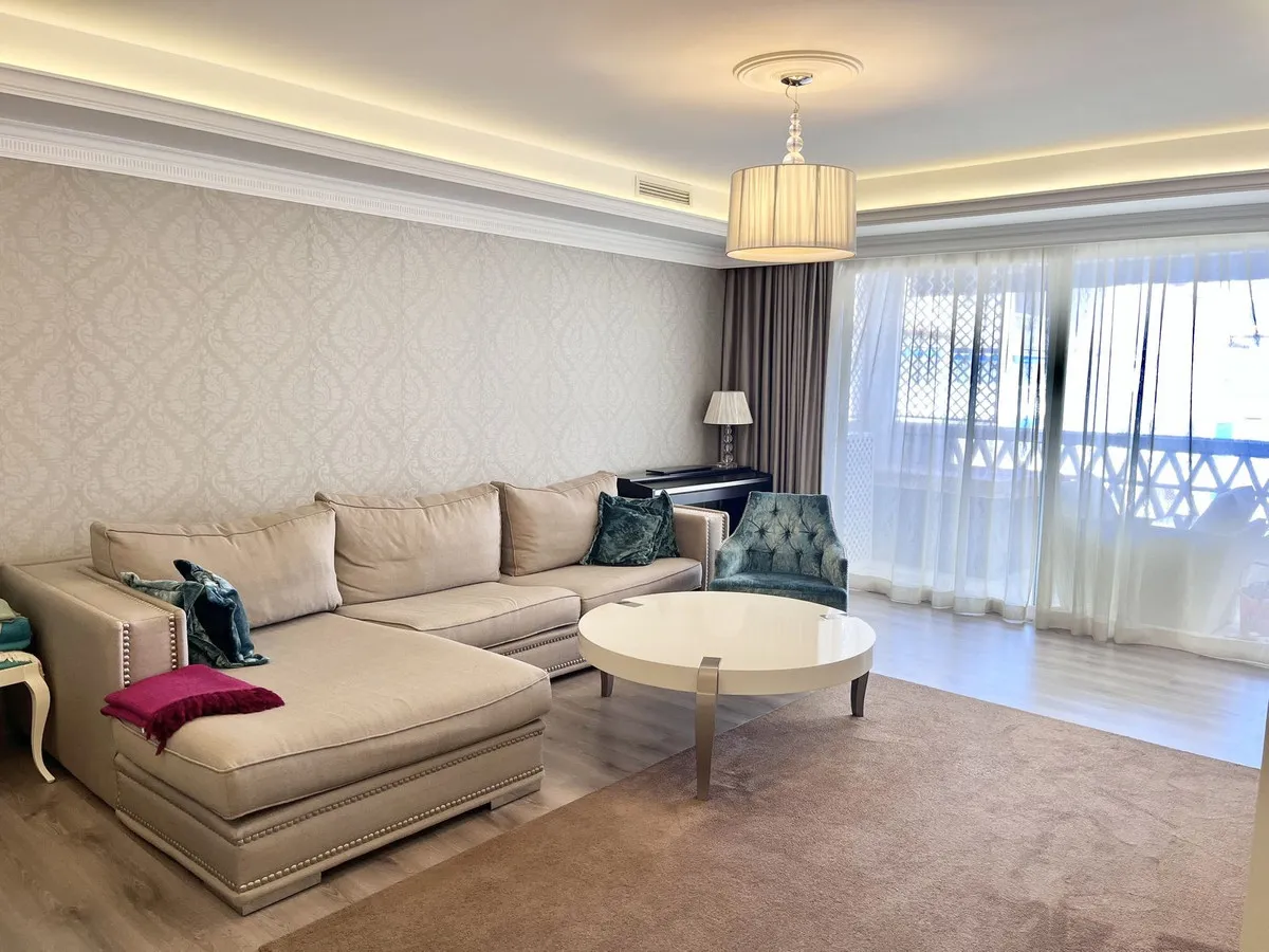 ae75d9f5-5b82-4a57-9727-9f67528343fb