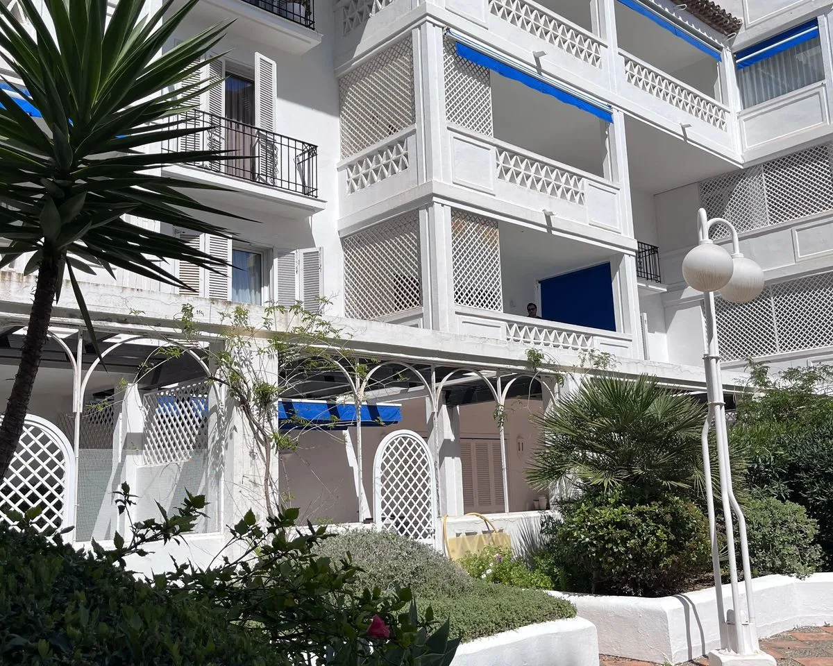 df8a853b-c42a-4ddd-86ed-98f4875cbe79