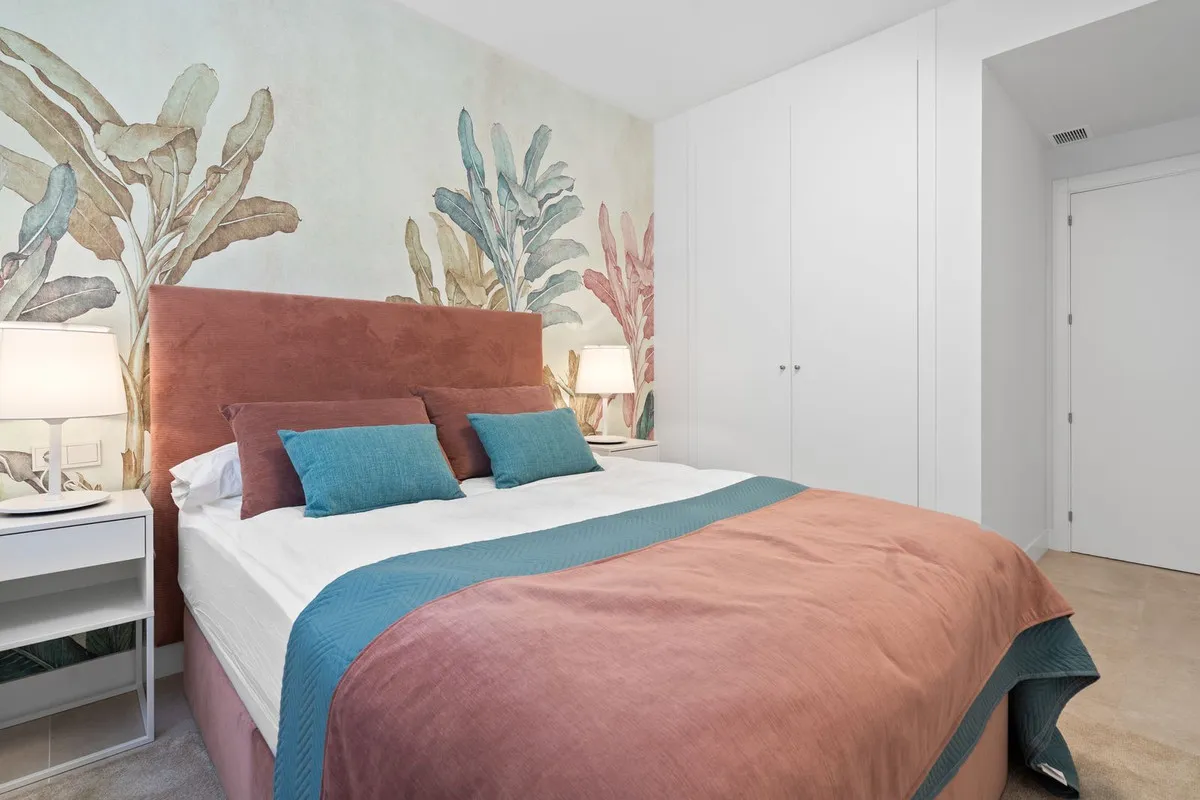 15e6f088-d253-43c5-8aff-d58141ec8fe7