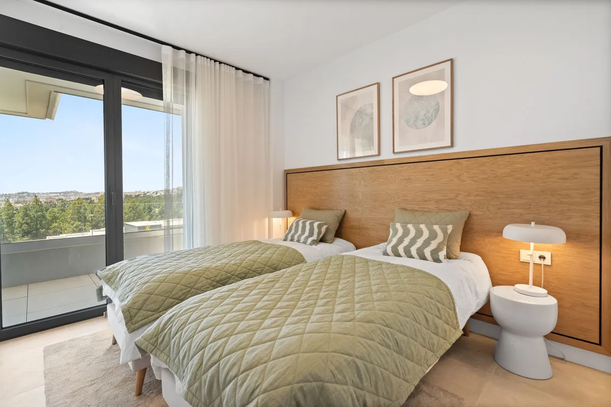 64bc91da-88f8-4d4b-b2fa-a75d328037b2