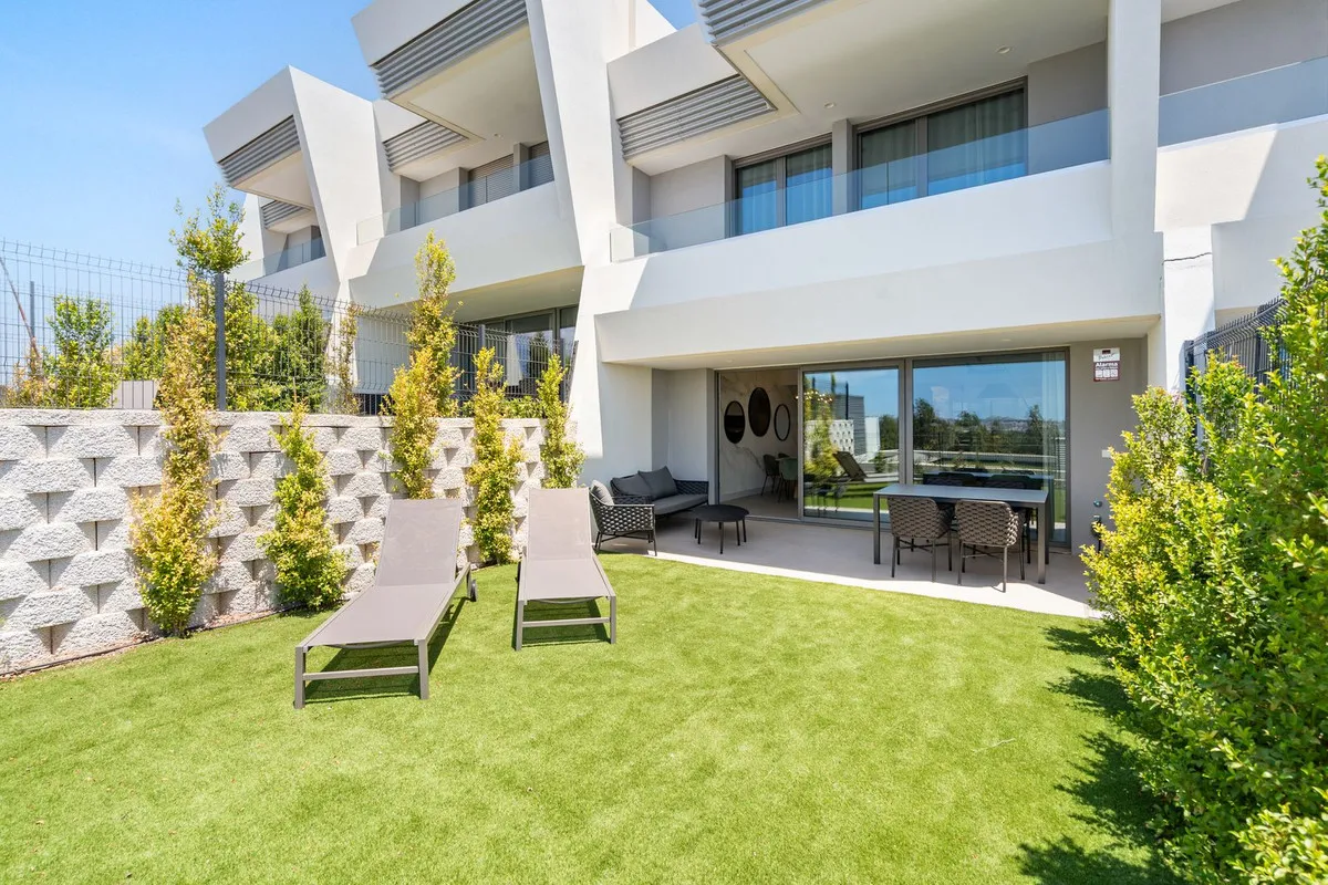 f08ce989-405f-42b5-95a9-d1745a15eb61