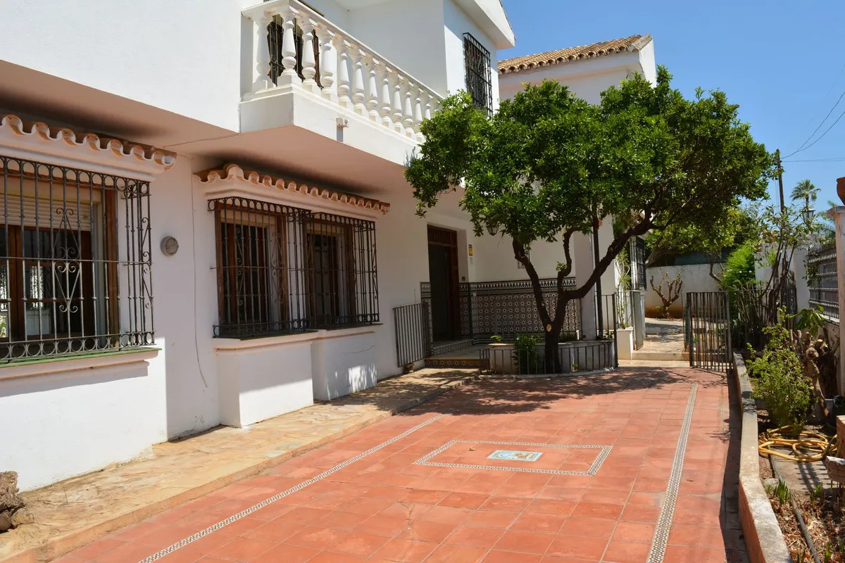 319fabc5-ecef-42b6-a81a-133cb9c76230