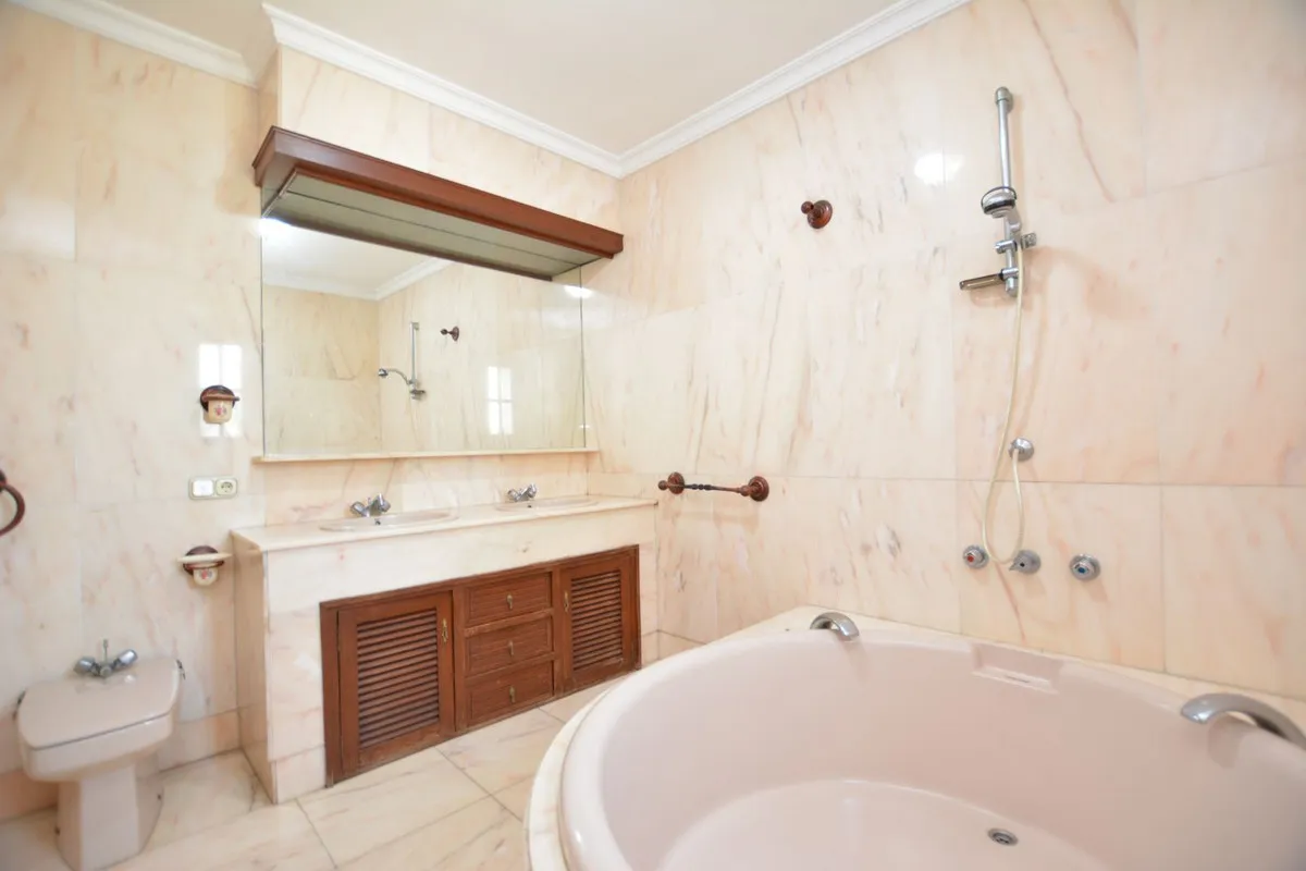 40106f12-0b0f-46c4-836e-353dbcd79892