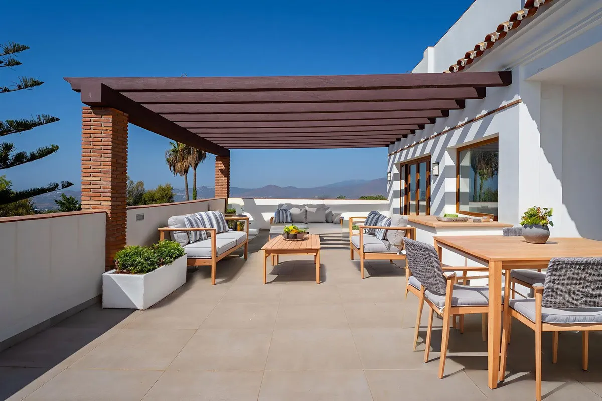 04a51d77-80cc-4f16-bd16-1441ec1aa001