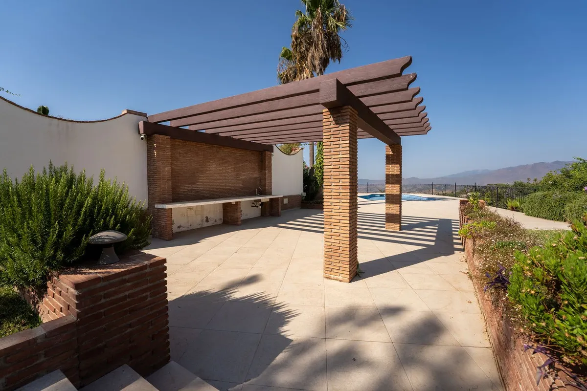 abd6fcf6-c026-4e0f-929c-1fb7b383cf79