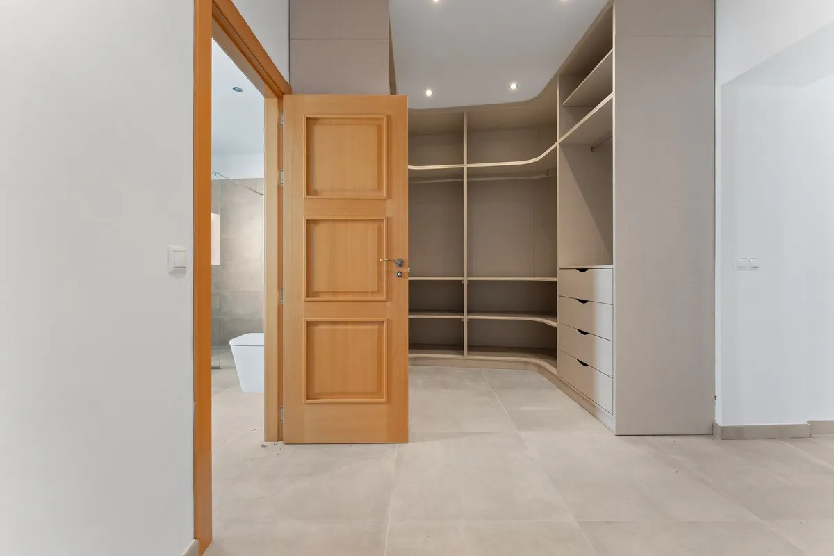 b363d186-b877-4557-9d51-77225f4fd8cb