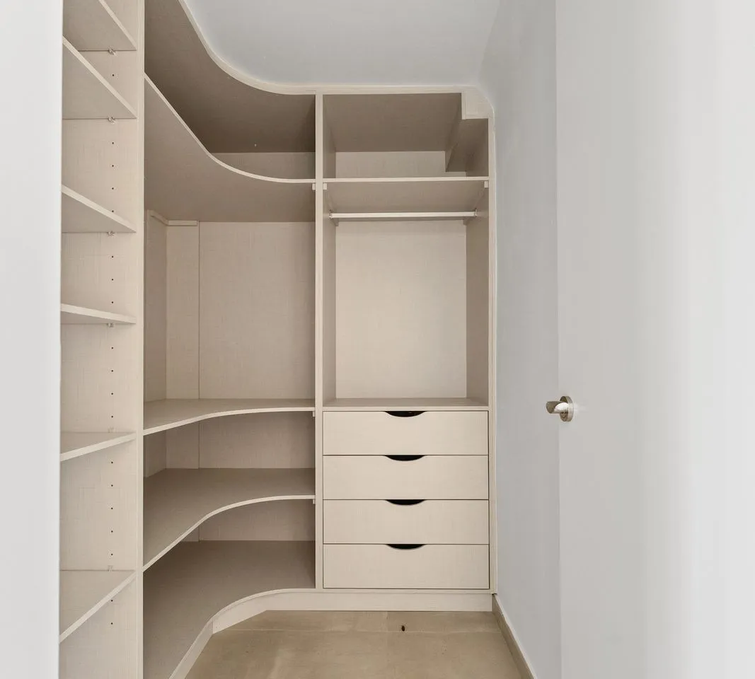 b4e6dc3d-20d0-49bd-a819-a92158e1d277