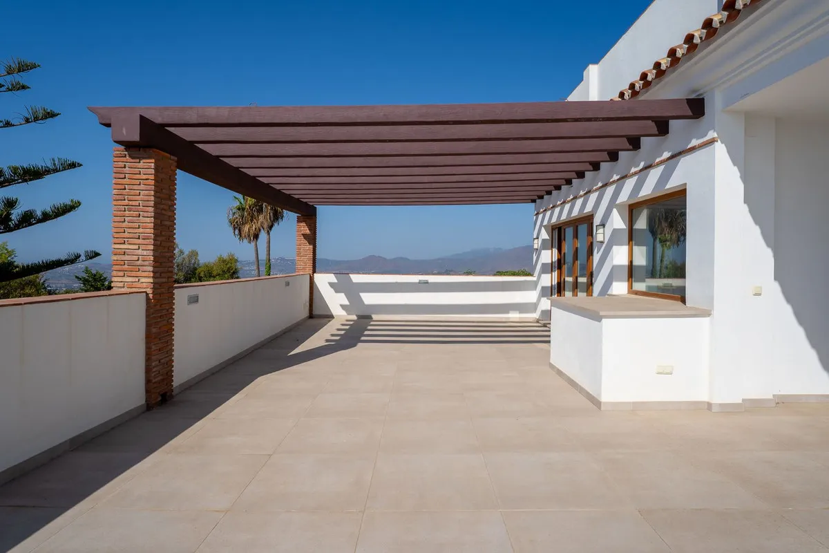 bf600f78-c223-4771-97a8-99d300c390f1