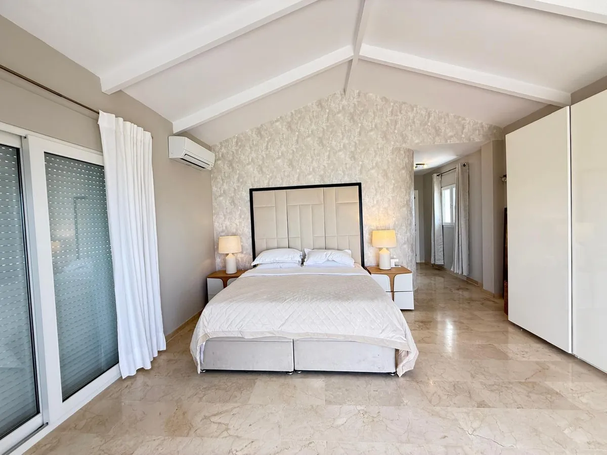 51911525-ca34-4415-9054-913e1d694932