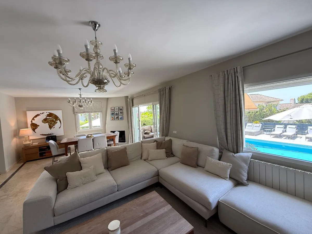 6d0ee6fc-519b-43d4-8e3e-6539a57ec5cf