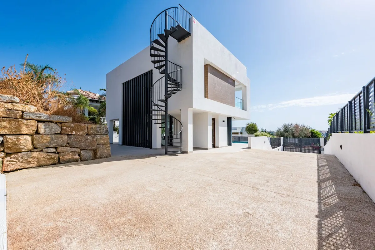 47200241-ee86-4da5-88c5-c32ce375fcf0