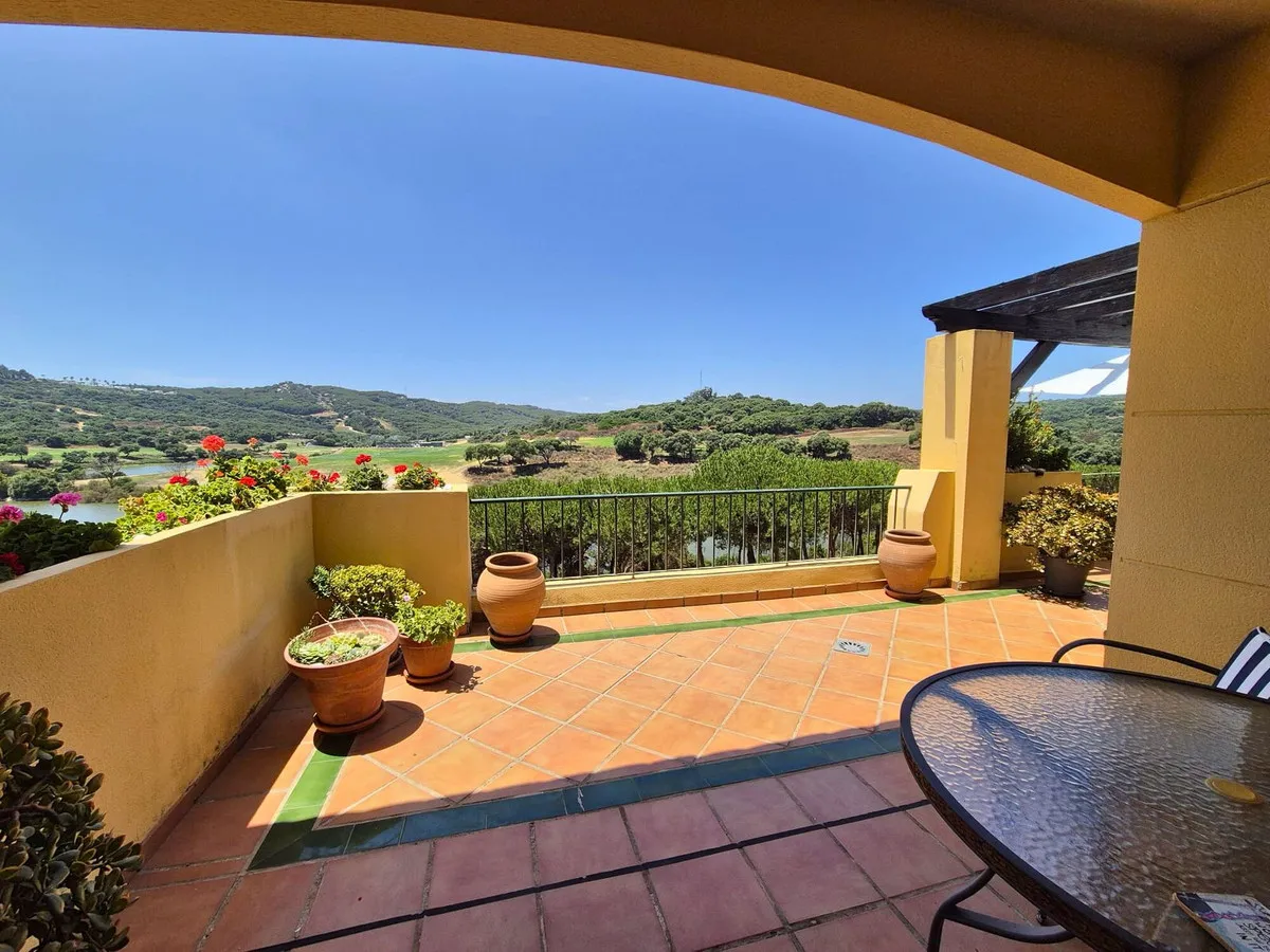 04bea4f8-1c6b-4222-83b8-64e4c9d3f763