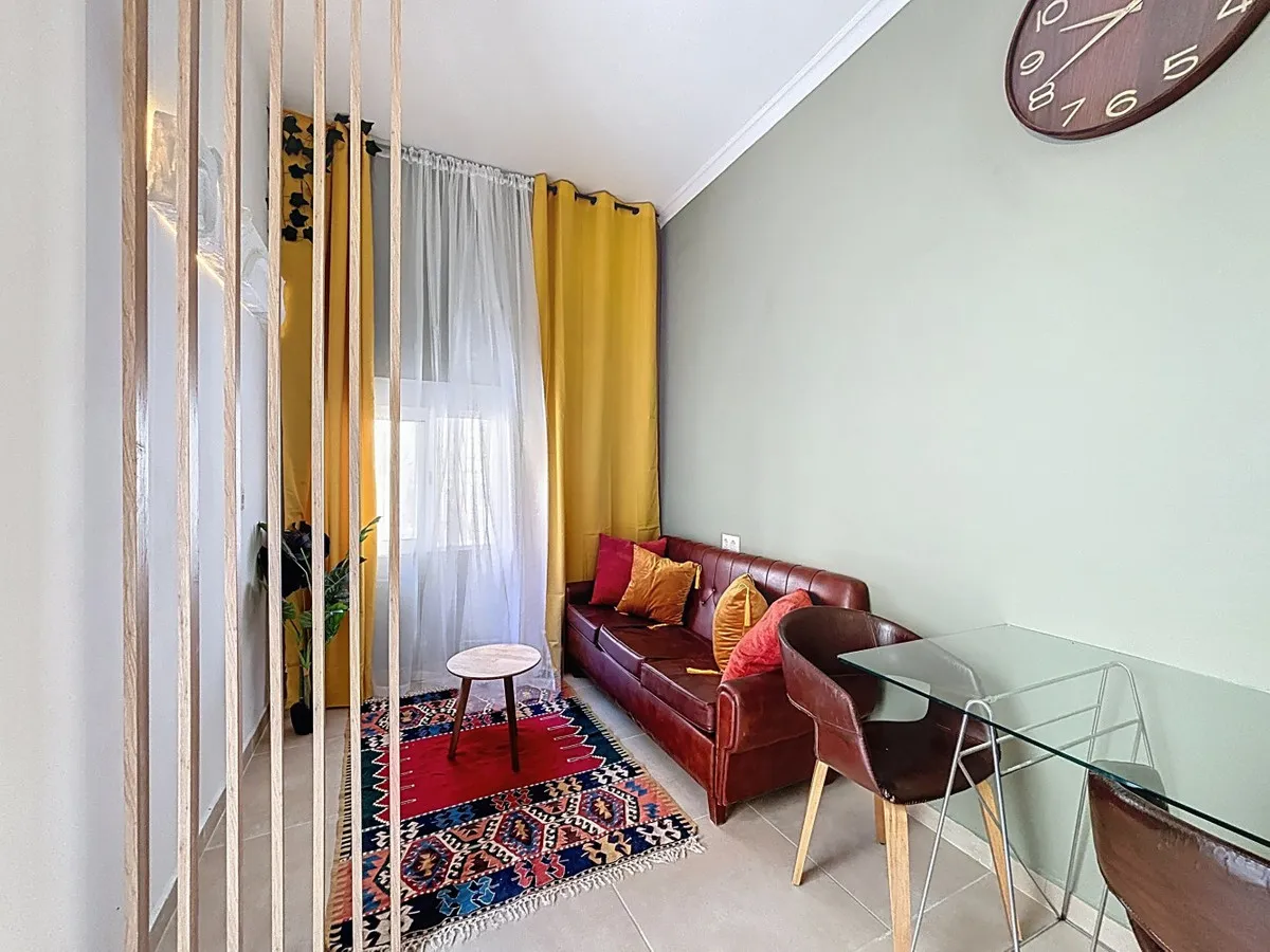 3c580770-ac7f-4a0c-ae41-ae09bce8ab58