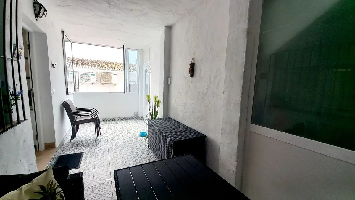 8cb9d793-0c03-4b78-8670-6ed9c1c26c7d