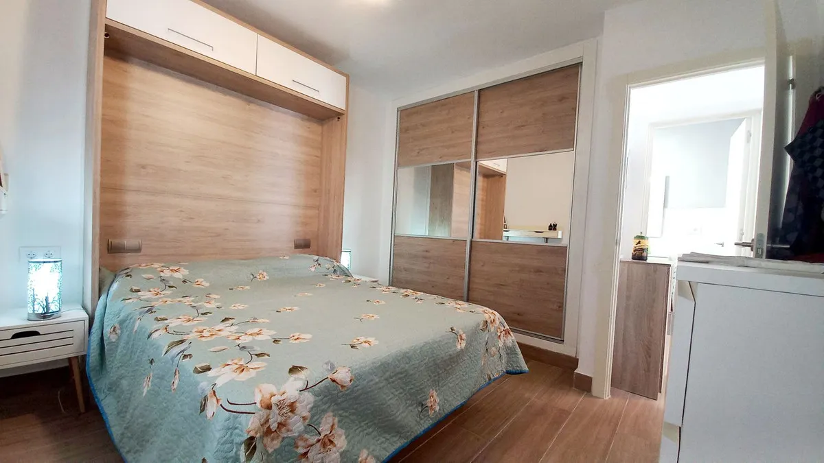 bfb53579-f7b6-48a9-b37a-f9573e8efd6d