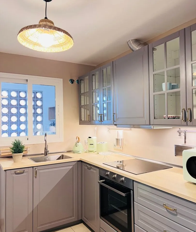 1eb13c4e-48ae-405b-808c-fbc91296f779