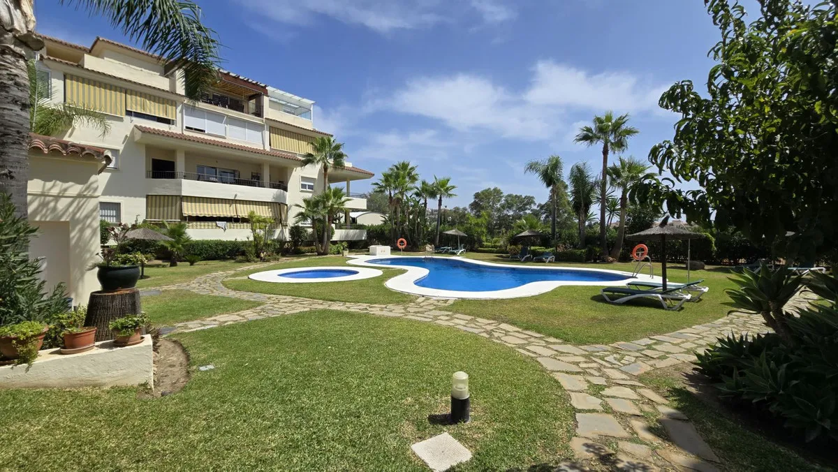 4a6d7744-20fe-45df-a1da-6dd45c96eded