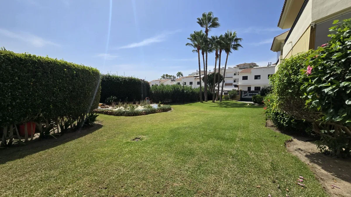 6b7c33c8-fd51-4fa3-a891-48cd4f7a528e