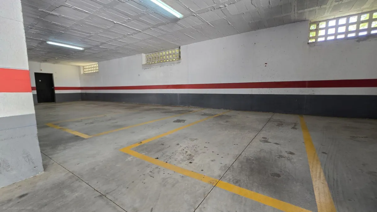 af8877aa-5962-483f-83b9-09e83b5232f2