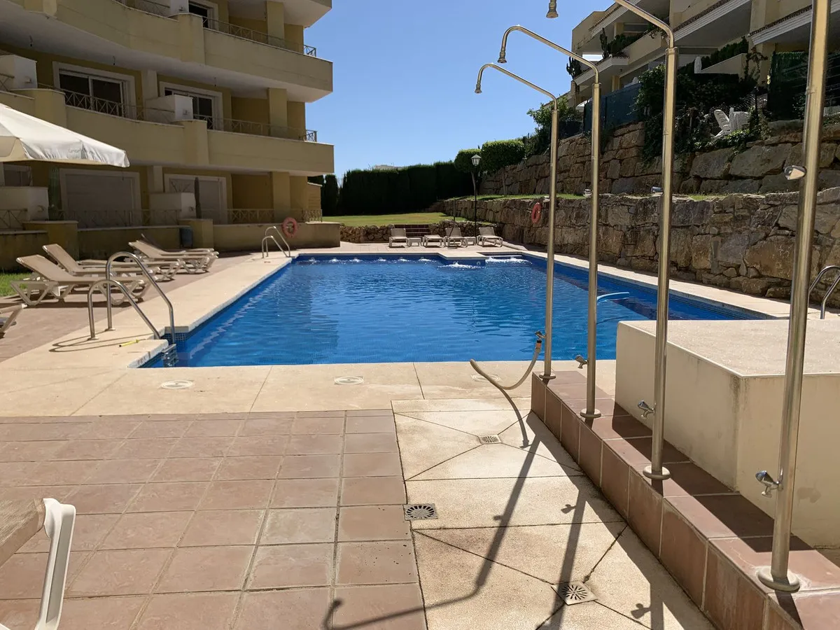 20486dac-7f3e-49e0-85f8-0b8f226e3a00