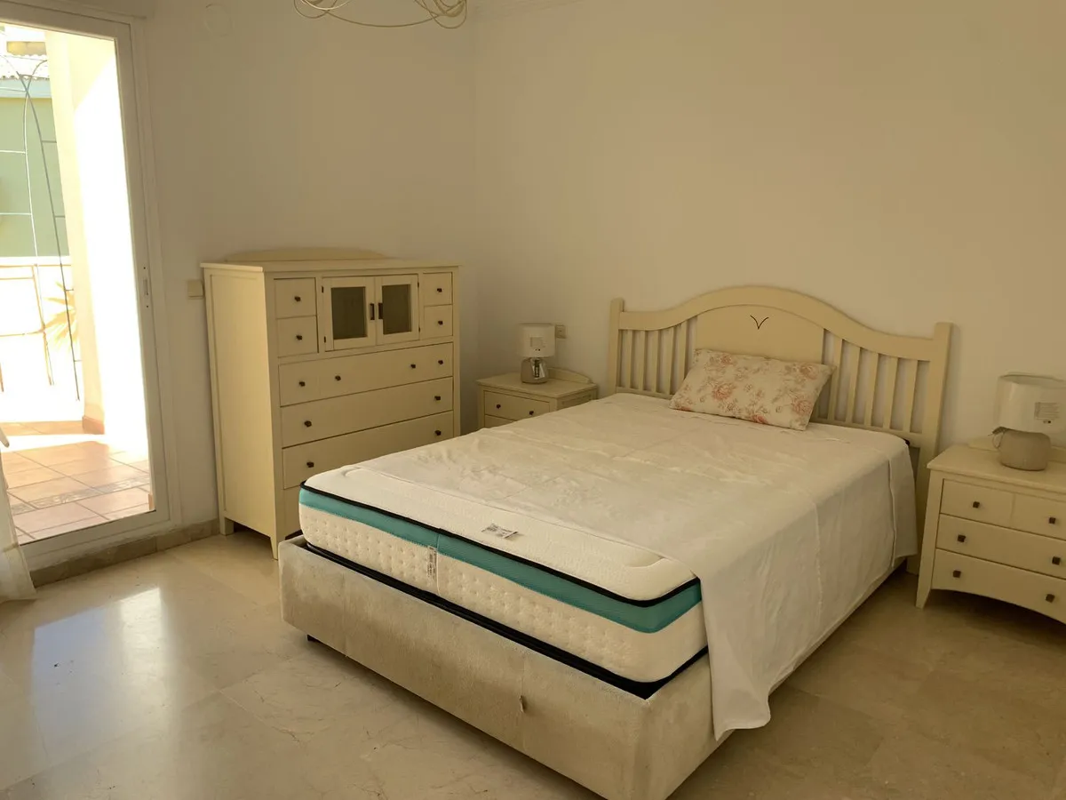 ff7b6461-3753-48f2-8c3c-53607efb564c