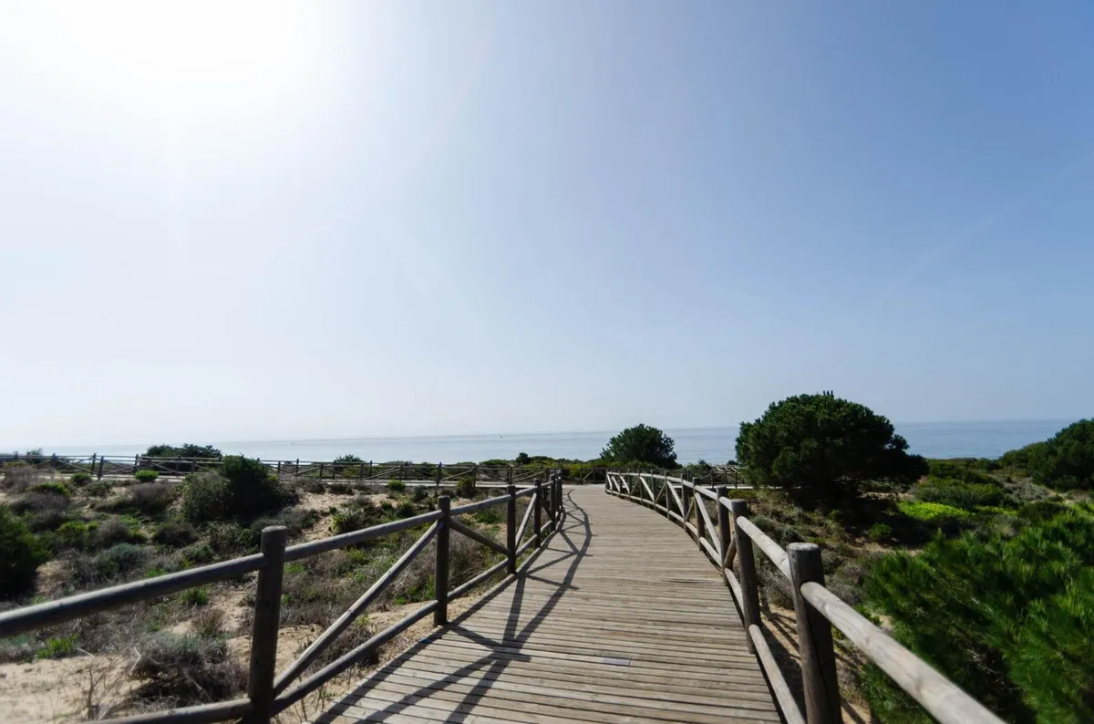 352e18b4-8771-4e73-a34f-52c31155c0b9