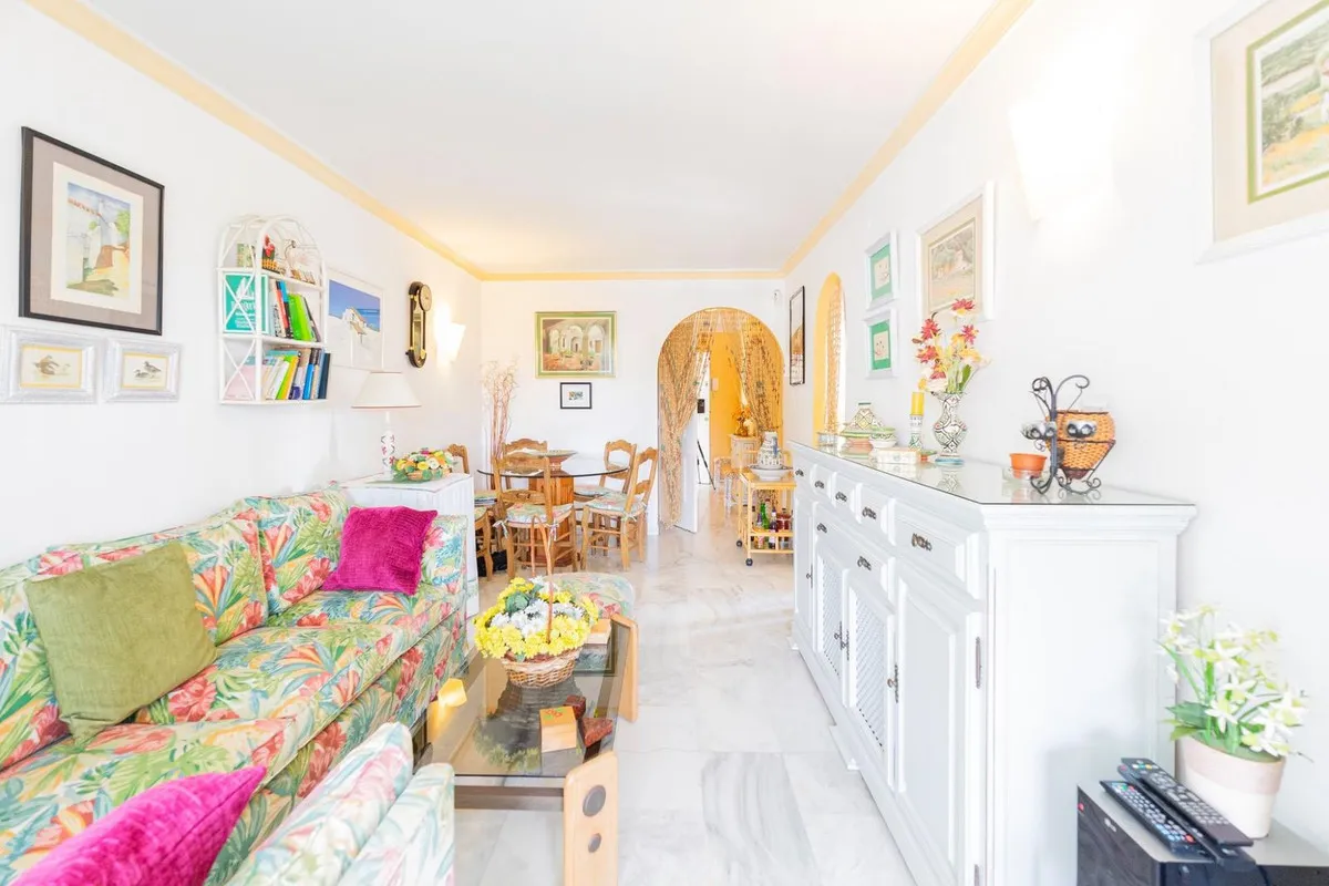 403f03dd-eb3d-455e-bb23-4213579e6ae1