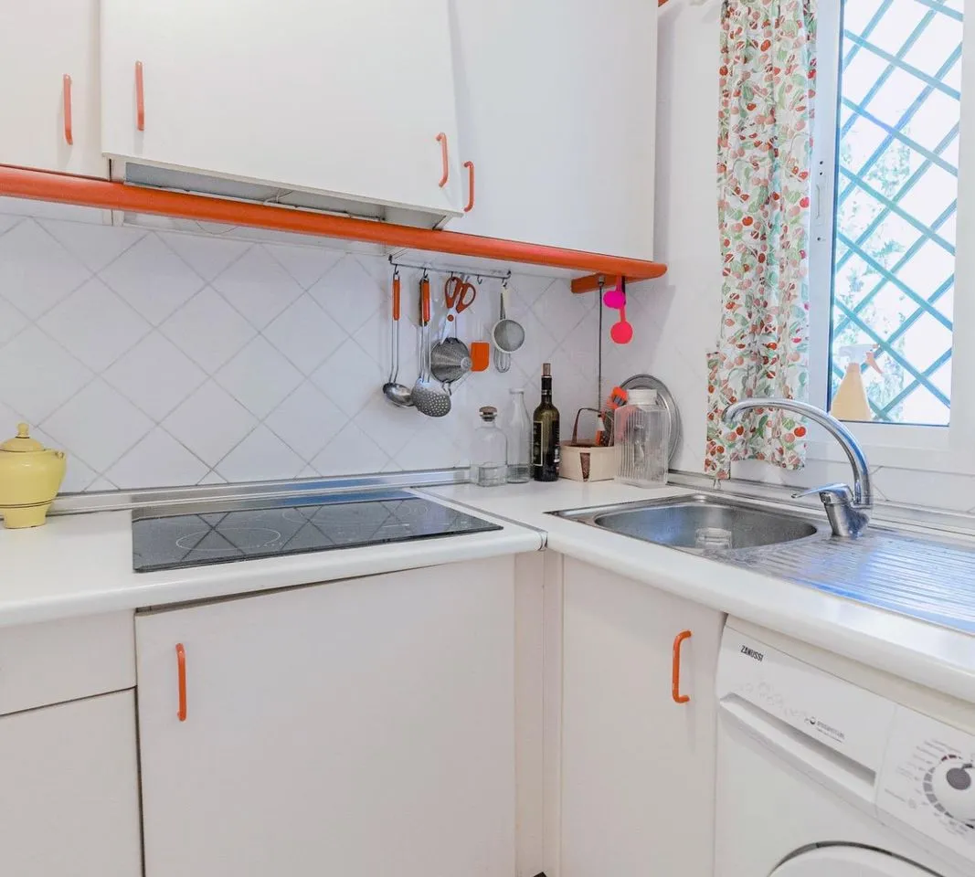 64265c1e-57c5-48e8-b124-1a6f0f3388ea