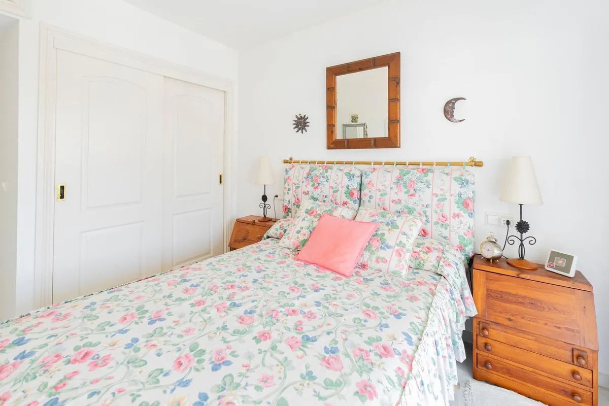 e595cb25-d984-462a-affd-c13288e60d1b