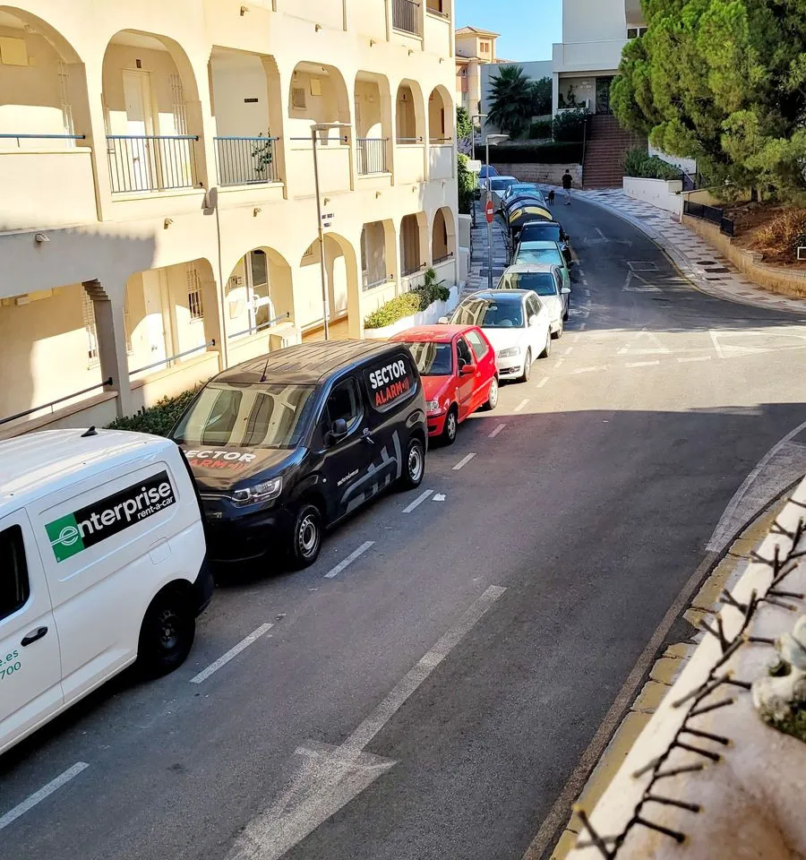 1d8924a3-6565-43e8-b0c9-e3996391d041