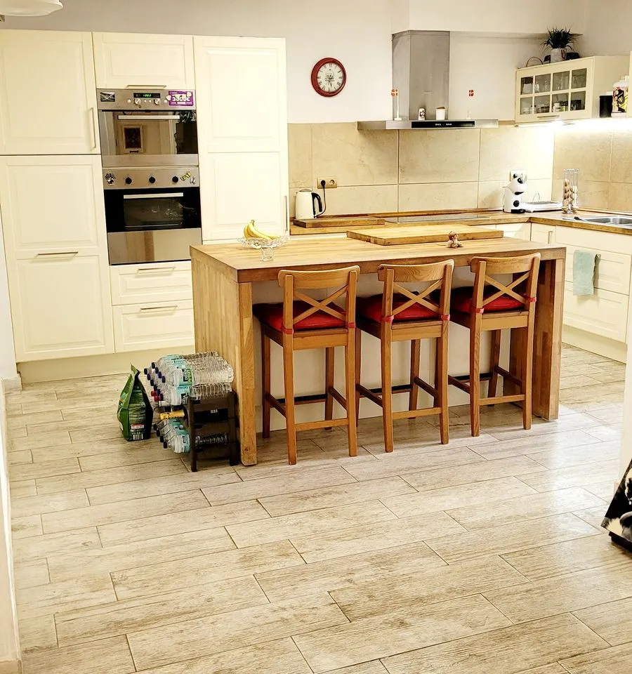 5c554894-a003-42ce-8333-dda25dc595db