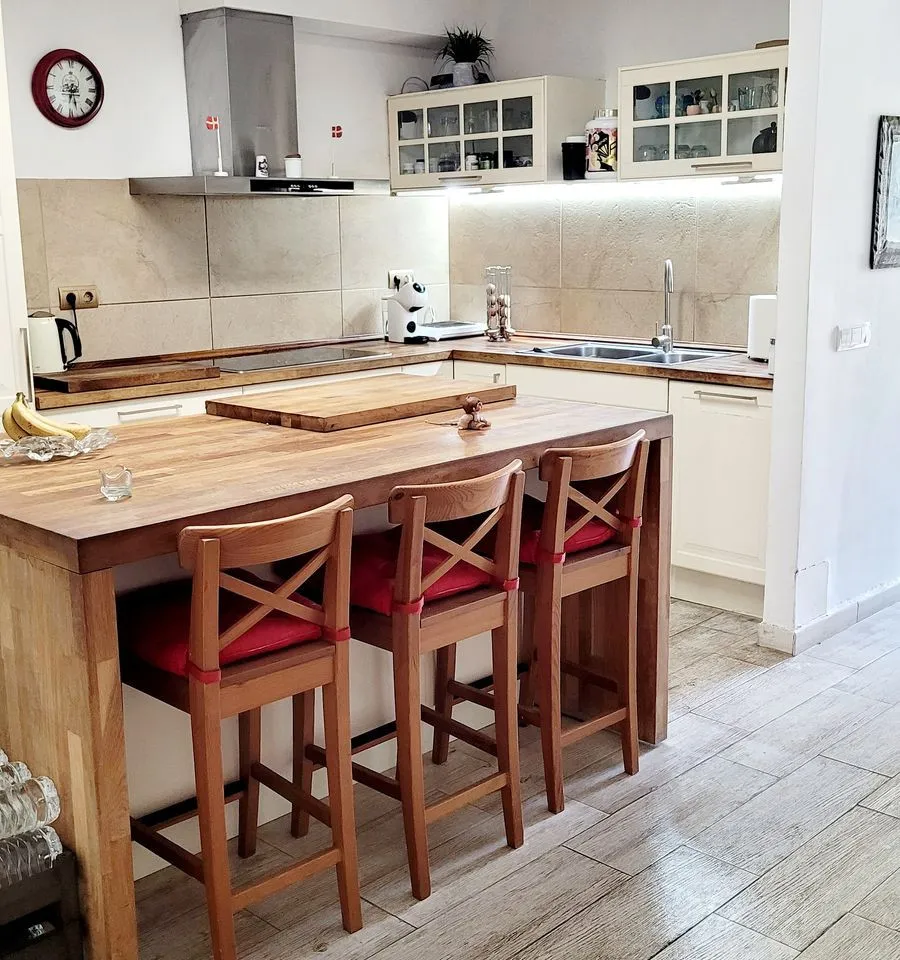 ecbf1c67-2946-42e6-bcea-023c1eb7b91d