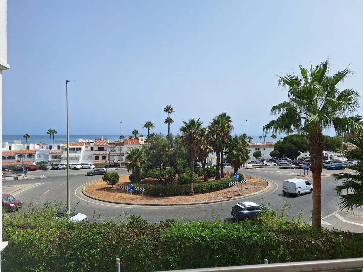 58e448f4-f831-49c2-a9a8-15ea90f0405a