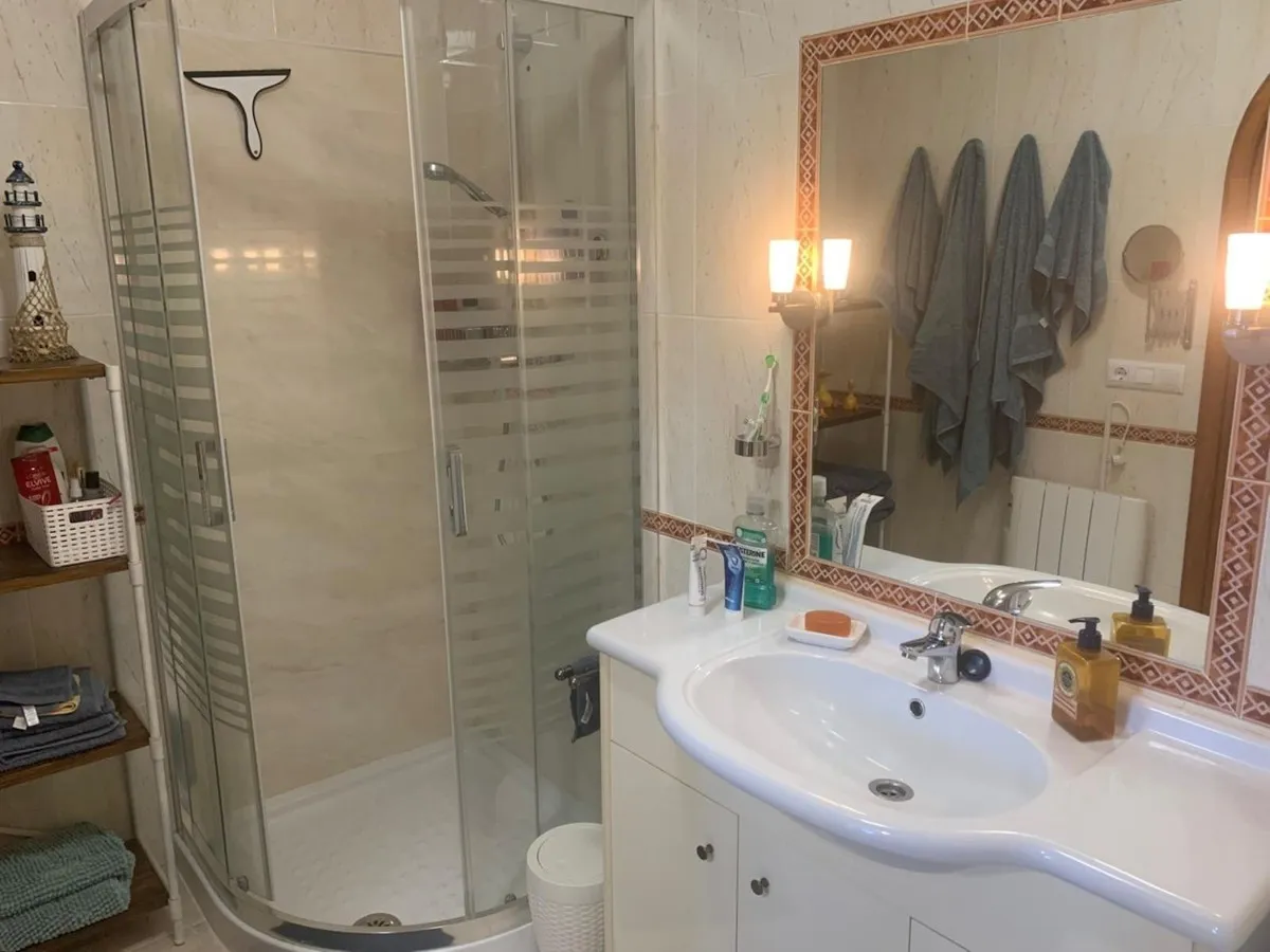 42f6214e-2554-41ff-b2bd-d432c7e6319a