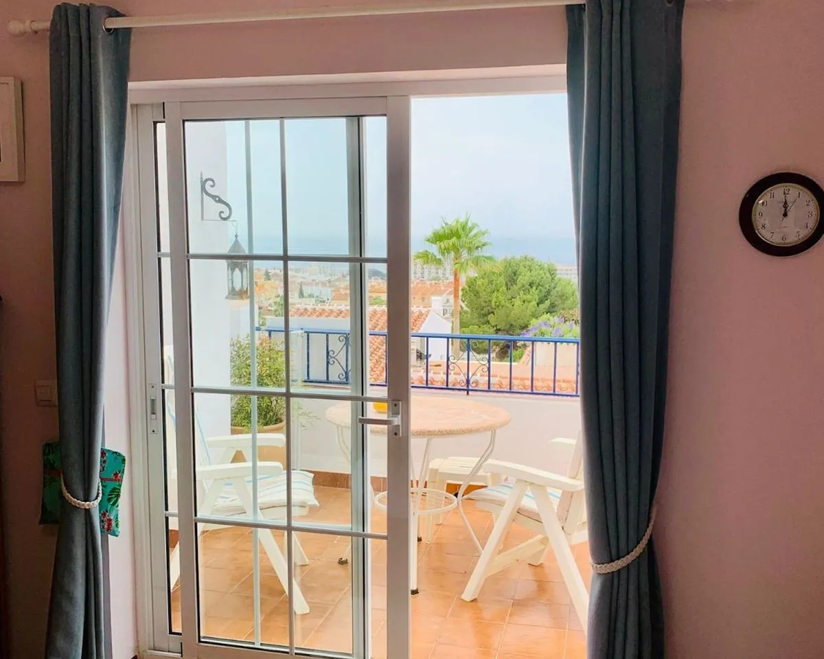 f1403d53-2bad-4875-b81e-7825be27d763