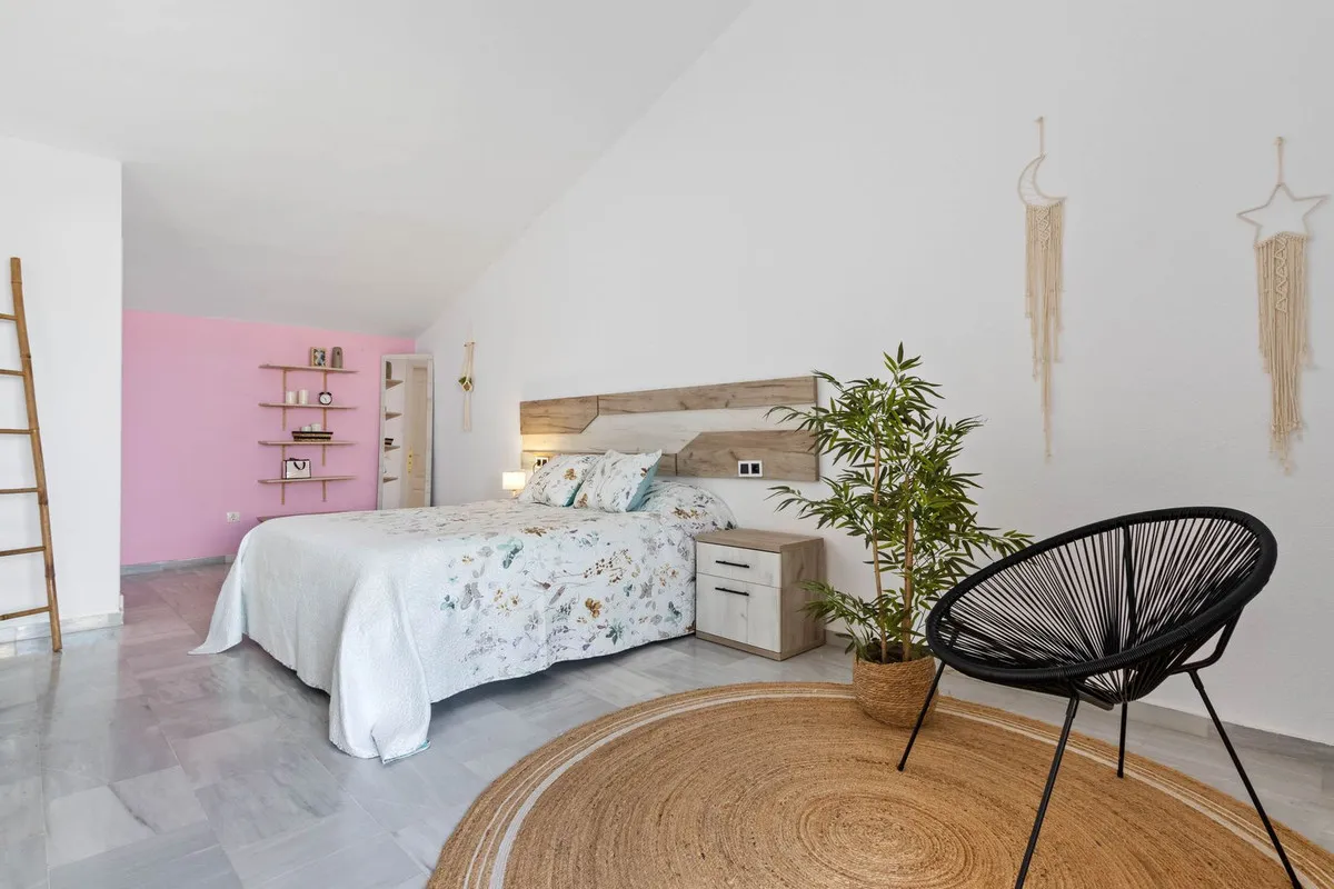 f65b17d6-994e-45f2-b11c-ce031715845c