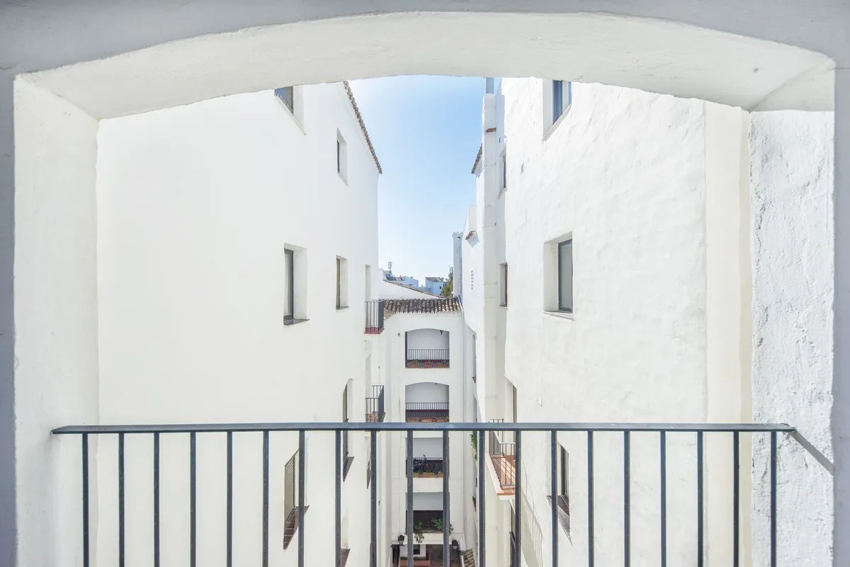 36040655-06ab-4a56-ba6e-fa6aabe5b8a5