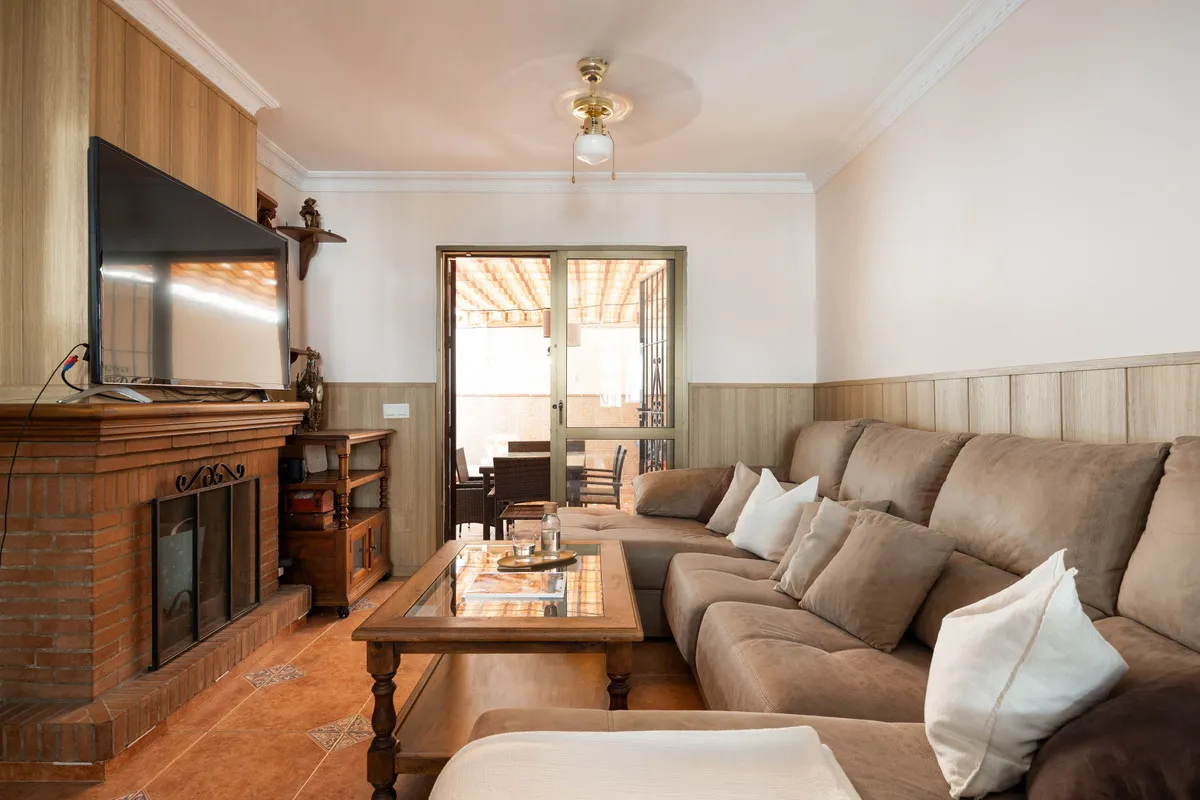 689364c3-c1aa-4a94-8193-cda10139a9d3