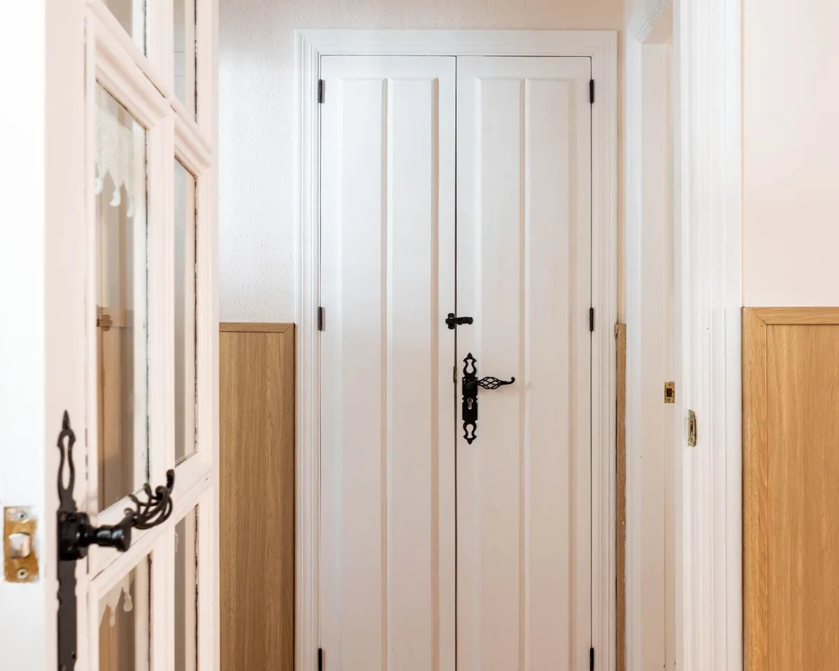 b96ebb22-8274-4e8f-a65f-563f263c8512