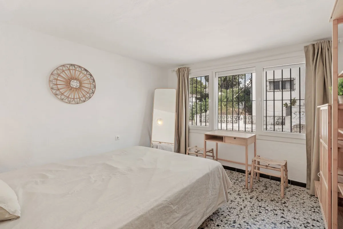 33607dbb-4916-4d8e-9a9e-168912acf905