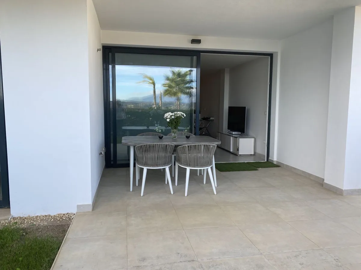 6ebc3da6-eea1-4d12-8c0e-5318bc603c9b